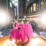 iScream、大阪梅田で「クリスマスツリー点灯式&スペシャルライブ」に登場