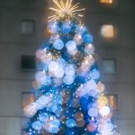 iScream、大阪梅田で「クリスマスツリー点灯式&スペシャルライブ」に登場