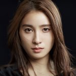 土屋太鳳、2023年カレンダーでプロVSマネージャー対決勃発！