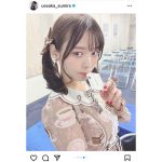 上坂すみれ、ロリータ衣装で名刺をハムっとくわえた写真を公開