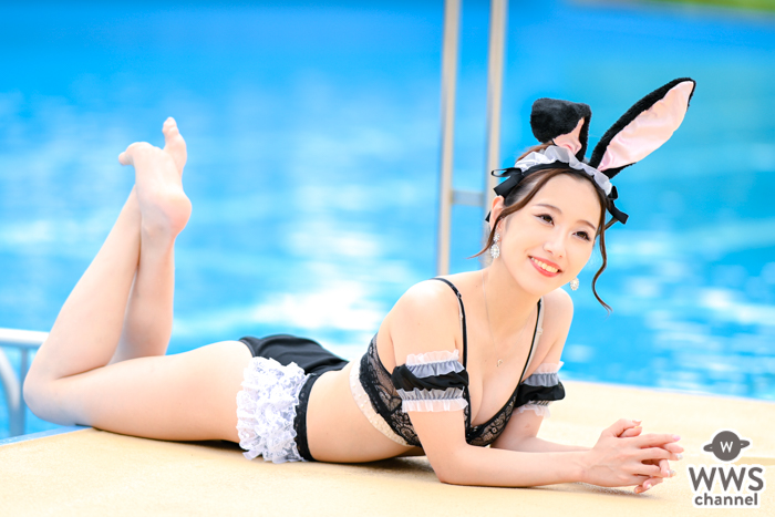 【写真特集】なの（バーレスク東京）、セクシーなバニー風ビキニで色っぽボディ全開！＜近代麻雀水着祭2022＞