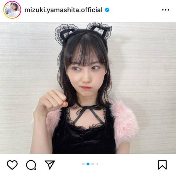 乃木坂46・山下美月、セクかわな猫コスプレで太ももチラリ