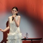 【動画】石川花がデビューショーケースで堂々としたパフォーマンス！