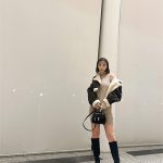 藤田ニコル、生足と絶対領域披露のミニワンピ姿にファン歓喜！