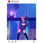 宇野実彩子（AAA）、「肌見せコーデ×濡れ髪」なセクシーへそ出しニーハイ姿を披露！