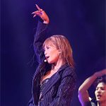 宇野実彩子（AAA）、「肌見せコーデ×濡れ髪」なセクシーへそ出しニーハイ姿を披露！