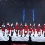 【ライブレポート】モーニング娘。'22・加賀楓、約10年間の活動に終止符！卒業曲「Give me 愛」で赤と黒の卒業衣装をまとってパフォーマンス。