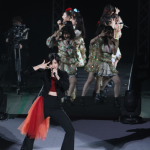 【ライブレポート】モーニング娘。'22・加賀楓、約10年間の活動に終止符！卒業曲「Give me 愛」で赤と黒の卒業衣装をまとってパフォーマンス。