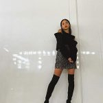 みちょぱ「すんごいギャルギャルしい」、ミニスカ×ニーハイで脚長ショット公開！