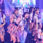 SKE48・11期生、ステップ弾ませ『夕立の前』を披露！傘を使ったパフォーマンスも＜SKE48 超世代コンサート2022＞