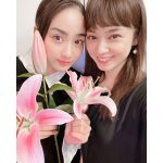 平祐奈、姉･平愛梨の38歳BDを祝福＆寄り添う姉妹ショットを公開