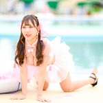 【写真特集】桃瀬あゆな（RiNCENT.）、ガーリーさ全開のピンクビキニをセクかわに披露！＜近代麻雀水着祭2022＞