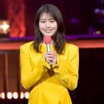 【レコ大】有村架純、衣装チェンジは美脚のぞかせた黄色のドレスコーデに！＜第64回 輝く！日本レコード大賞＞