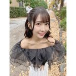 #2i2・天羽希純、浮き出る鎖骨が気になる美デコルテで魅了