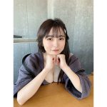 早川渚紗（Pimm’s）、美谷間チラ見せで見つめる姿に視線ブレブレ