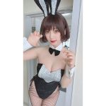 伊織もえ、バニーガールに扮して美デコルテ全開