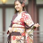 尾碕真花「初めてこげ茶になりました」、青系を脱した晴れ着にワクワク＜オスカー晴れ着撮影会＞