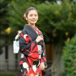 小芝風花、オトナな黒い晴れ着姿を披露!井本彩花に奢る太っ腹な約束も<オスカー晴れ着撮影会>