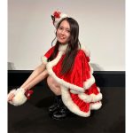 AKB48・水島美結、クリスマスイブにサンタクロースのコスプレ披露！