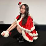 AKB48・水島美結、クリスマスイブにサンタクロースのコスプレ披露！