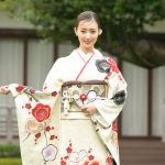 宮本茉由、髪をバッサリ18センチ！イメチェン後初の晴れ着姿を披露＜オスカー晴れ着撮影会＞