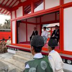 Novelbright・ねぎ、京都・車折神社で神職・禰宜（ねぎ）を務める