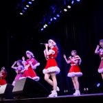 【写真特集】Peel the Apple（ぴるあぽ）、「うる祭」でサンタクロース衣装披露！冬から夏へ青春を駆け抜ける！！＜うるトラすフェスタ〜クリスマスSP〜＞