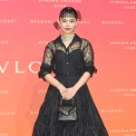 杉咲花、透け感あるレースのドレス姿で透明肌披露！＜BVLGARI AVRORA AWARDS 2022＞