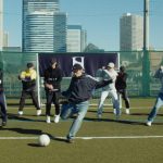 SKY-HIがサッカーコートでアグレッシブかつパワフルなダンスパフォーマンスを披露！『Happy Boss Day』のダンスプラクティス動画が公開