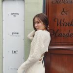 石川恋、大胆な肌見せワンピ姿のオフショットにファン悶絶