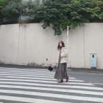 石川恋、大胆な肌見せワンピ姿のオフショットにファン悶絶