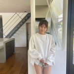 AKB48・谷口めぐ、スラリと伸びた美脚を大胆披露