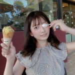 佐藤かれん、フリル付きビキニでふわふわボディ大胆披露