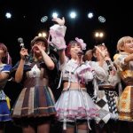でか美ちゃん、主催ライブイベント『でか美ちゃん改名一周年&アポカリ卒業記念ライブ「DPTRB!」』を開催