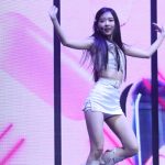 LIMELIGHT(라임라잇)、美脚際立つミニ丈白衣装でプレデビューパフォーマンス！＜2022 Mnet Japan Fan’s Choice Awards＞