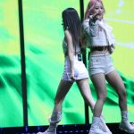 LIMELIGHT(라임라잇)、美脚際立つミニ丈白衣装でプレデビューパフォーマンス！＜2022 Mnet Japan Fan’s Choice Awards＞