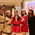 クリスマスチャリティーパーティーでベストオブミス2022東京グランプリとベストオブミスOGたちがサンタ姿を披露