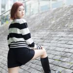 2020ミスグランドジャパン東京代表・若林ありかさん、人生初の赤髪でクールなミニ丈ファッションから美脚をアピール！ 「この3年はがむしゃらに前進し続けてきた」