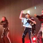 【動画】少女歌劇団ミモザーヌ・みやはらにこ、アッパーチューン『扉の向こうへ』をアクロバットパフォーマンスで魅せる！