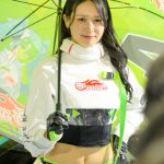 【写真特集】荒井つかさ＆美桜、お腹チラ見せのコスチュームで美スタイル披露＜東京オートサロン2023＞