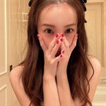 板野友美、ツヤ肌のデコ出しショットにファンどぎまぎ！