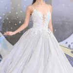 「ミス日本2023」ファイナリスト・上村さや香、胸元開きのドレスをエレガントに着こなし＜第55回ミス日本コンテスト2023＞