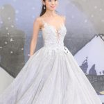 「ミス日本2023」ファイナリスト・上村さや香、胸元開きのドレスをエレガントに着こなし＜第55回ミス日本コンテスト2023＞