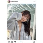 黒嵜菜々子（Peel the Apple）、ガウンから美谷間のぞかせた極上チラリズム！