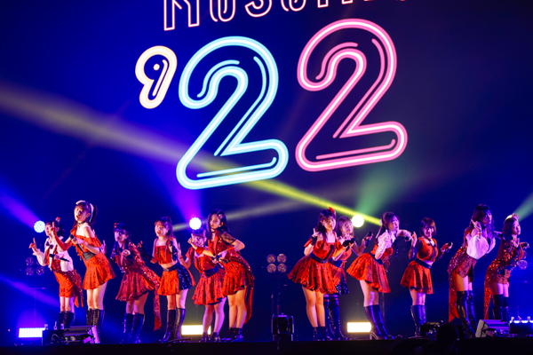 【ライブレポート】モーニング娘。'22、COUNTDOWN JAPAN 22/23（カウントダウン・ジャパン）で『LOVEマシーン(updated)』を熱唱！世代を超えた一体感がフロアを包み込む！！