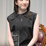 【写真特集】永野芽郁、黒のノースリーブ姿でニッコリ「これからも輝ける人であるように努力したい」と喜びを語る＜第34回日本ジュエリーベストドレッサー賞＞