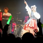 【ライブレポート】鈴木愛理、COUNTDOWN JAPAN 22/23（カウントダウン・ジャパン）で°C-ute『まっさらブルージーンズ』、Buono!『初恋サイダー』をサプライズ披露！