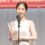 【写真特集】田中みな実が、背中開きの純白ドレスコーデで魅了！「またこの会場に呼んでいただけるように、輝きを放っていきたい」＜第34回日本ジュエリーベストドレッサー賞＞
