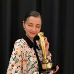 嵐莉菜がキネ旬ベストテン新人賞を受賞「素晴らしい賞をいただけて、大変光栄です！！」＜2022年 第96回キネマ旬報ベストテン＞