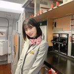 AKB48・浅井七海、ANAのCA制服姿にファン歓喜